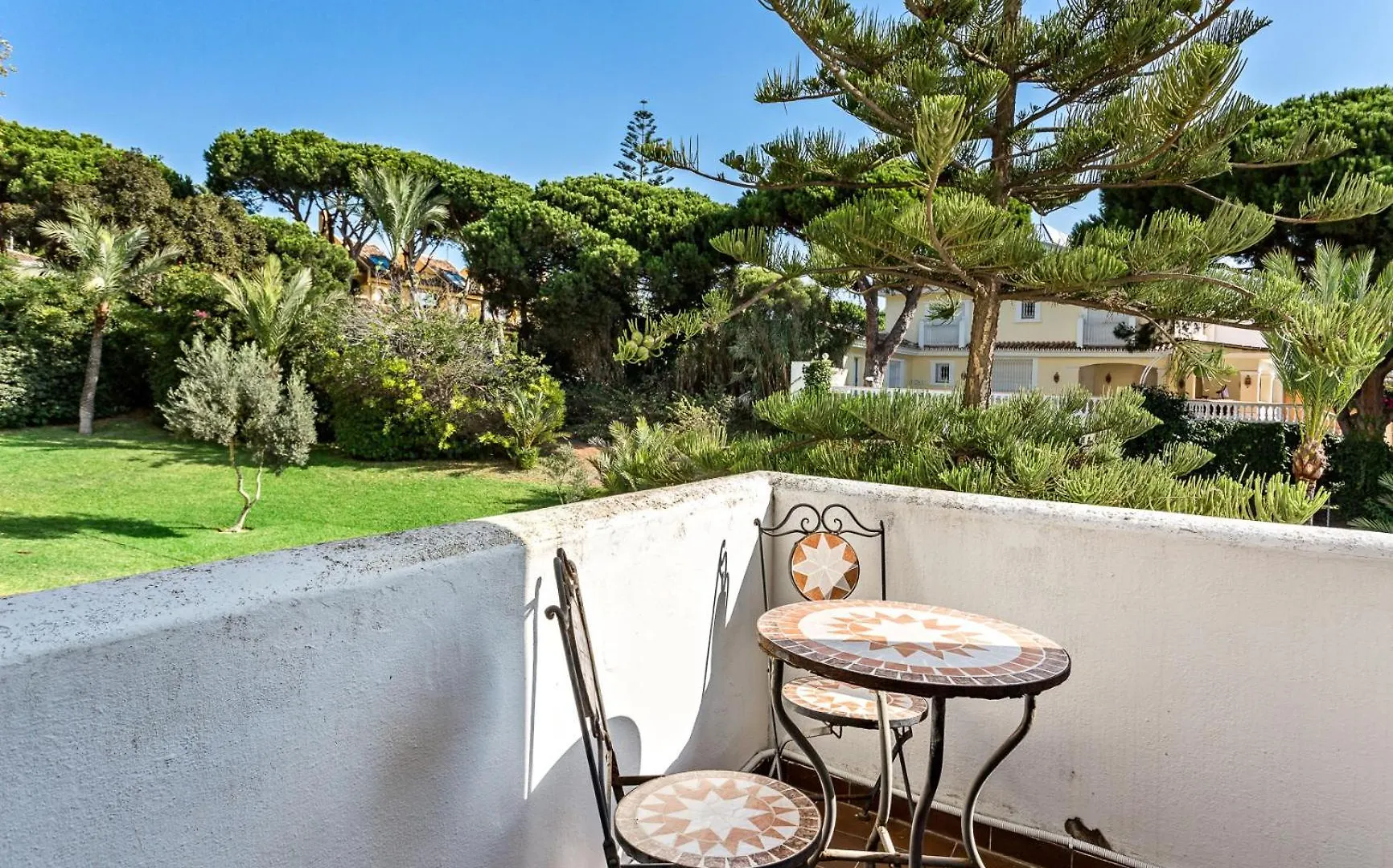 Apartament H49 Cabopino Marbella Hiszpania